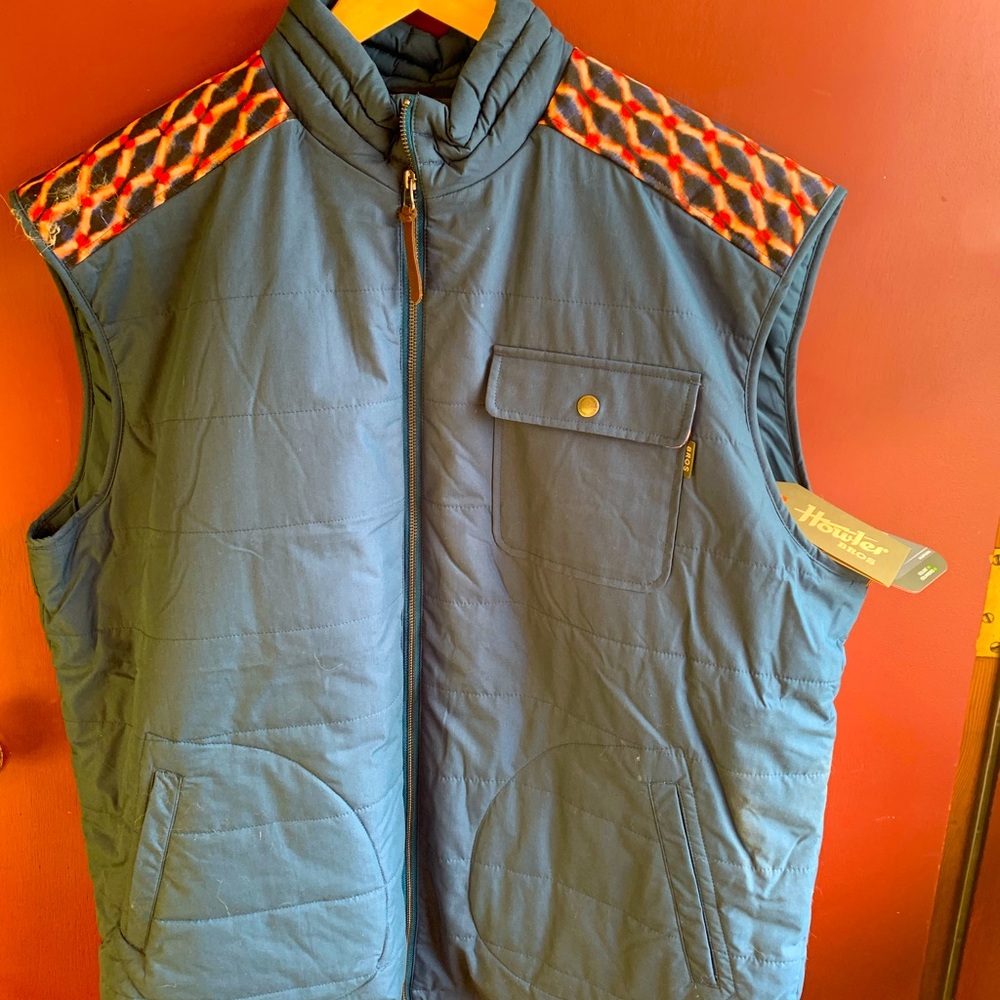 Howler Bros Shaman Vest Size XXl